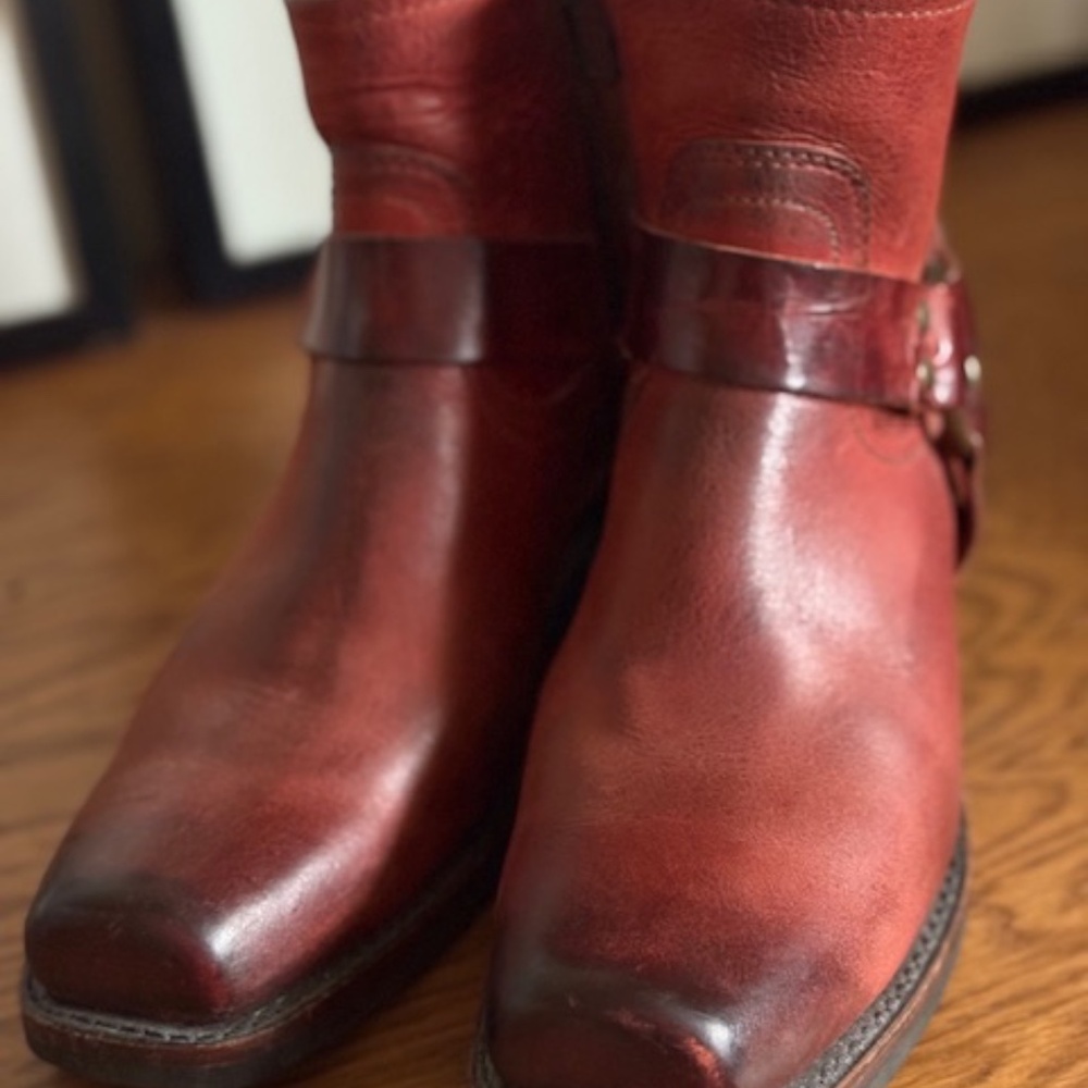 FRYE Brown/Cognac Women’s Harness 8R Boots Size 9 Frye C$325 -  C$698